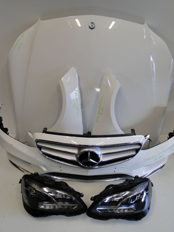 MERCEDES E KLASA W212 PO LIFTINGU ZDERZAK PRZEDNI AMG