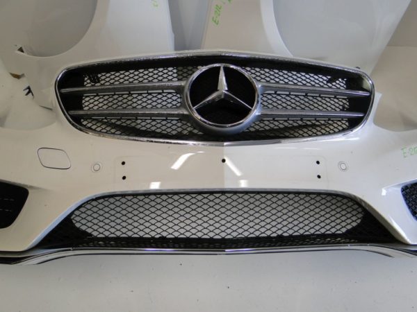 MERCEDES E KLASA W212 PO LIFTINGU ZDERZAK PRZEDNI AMG - obrazek 4