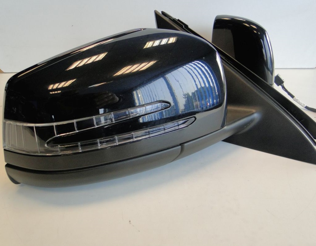 MERCEDES GLA X156 LUSTERKO PRAWE 7 PINÓW