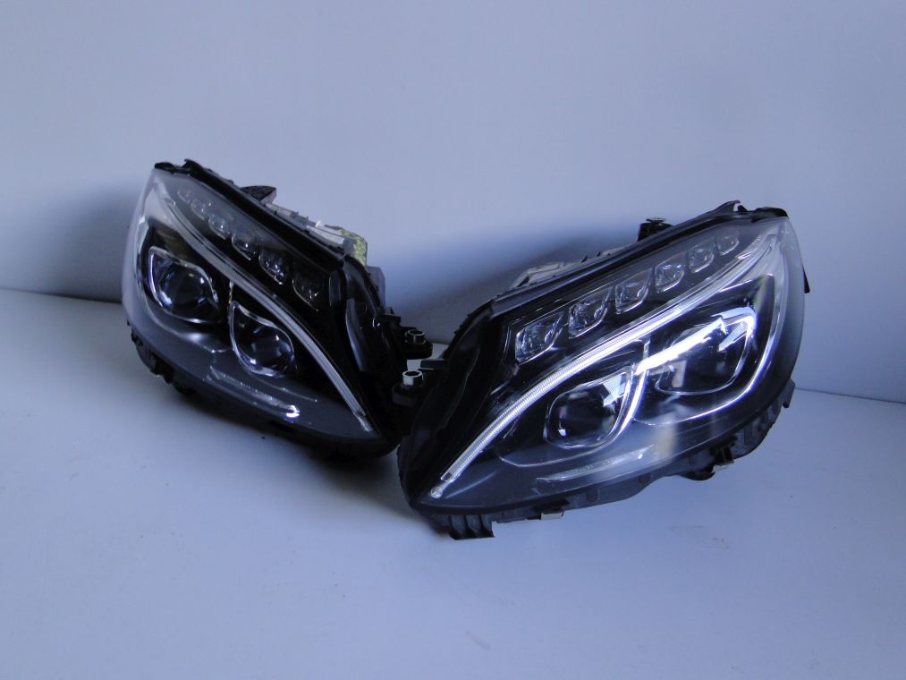 MERCEDES C KLASA 205 AMG LAMPA FULL LED LEWA PRAWA
