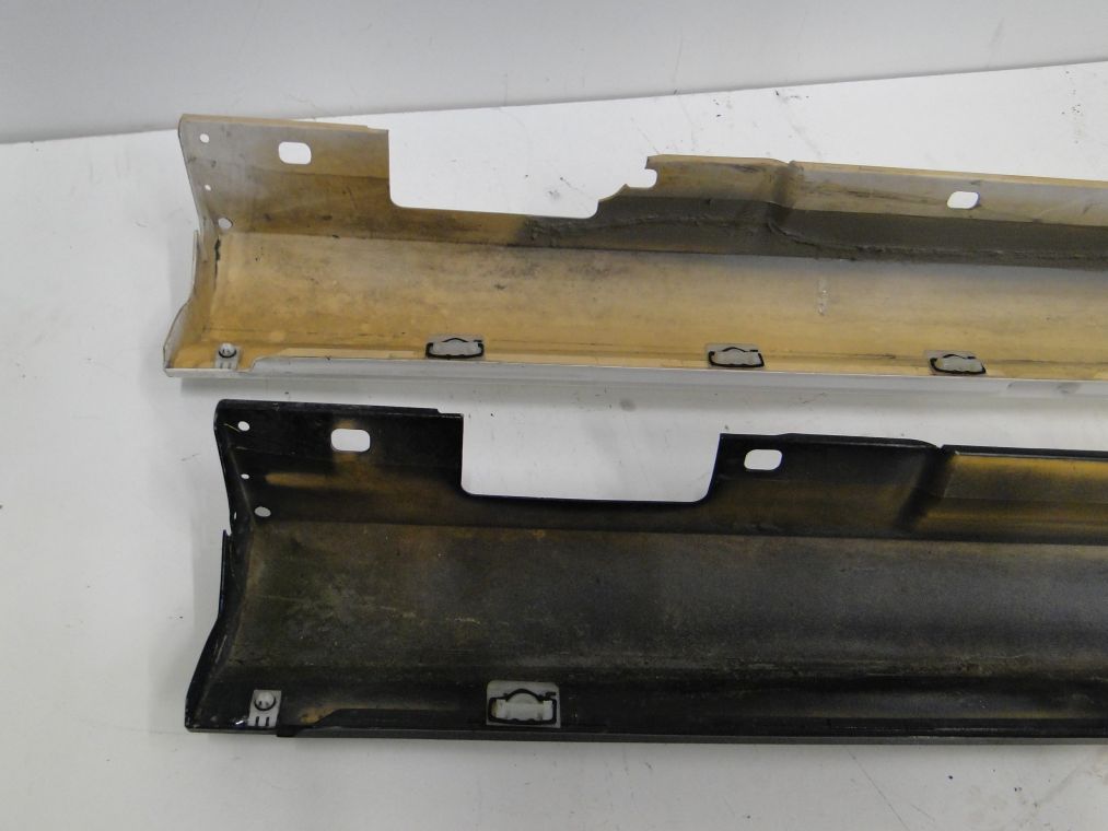 MERCEDES C KLASA W204 63 AMG LISTWA PROGOWA CZARNA - obrazek 7