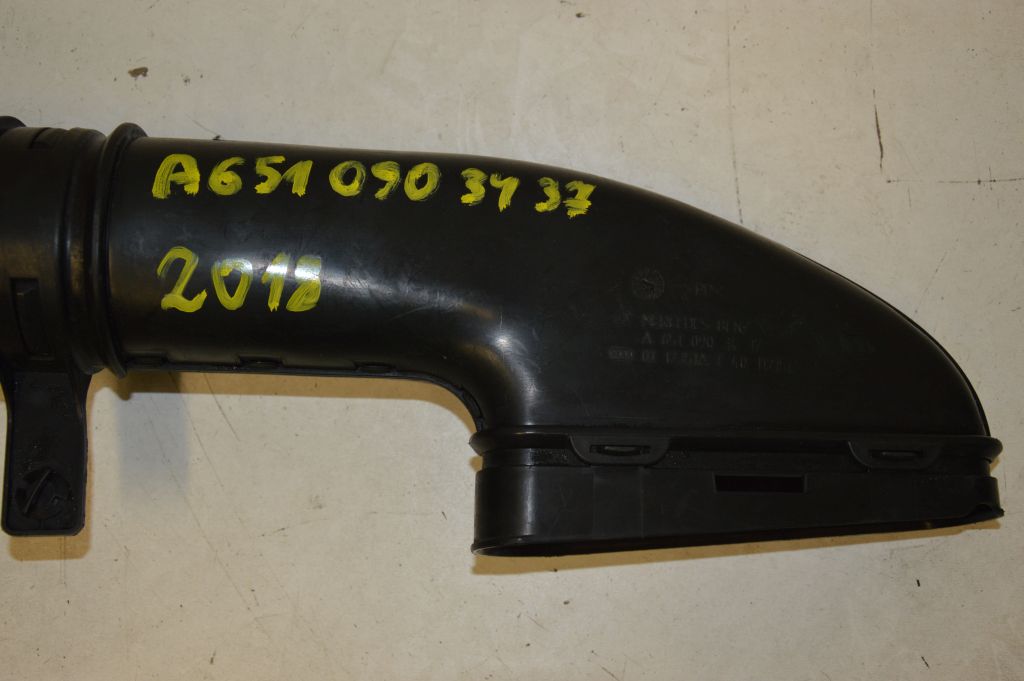 MERCEDES E KLASA W207 W212 CLS W218 C KLASA W204 WLOT POWIETRZA A6510903437 - obrazek 2