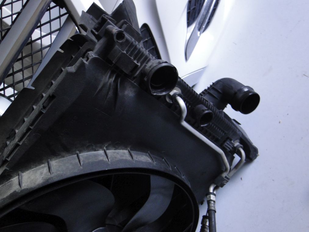 MERCEDES GLK X204 PO LIFCIE CHŁODNICA WODY KLIMATYZACJI DIESEL KOMPLET - obrazek 5