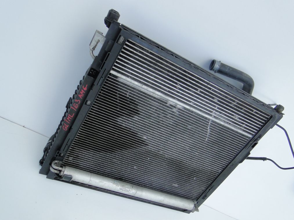 MERCEDES 63 AMG CHŁODNICA WODY KLIMY A0995000004 - obrazek 2