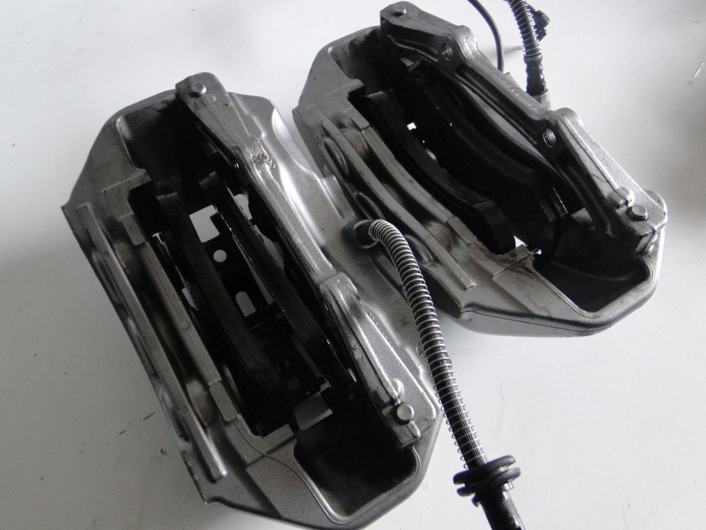 MERCEDES 63 AMG TARCZE ZACISKI KLOCKI KOMPLET - obrazek 10