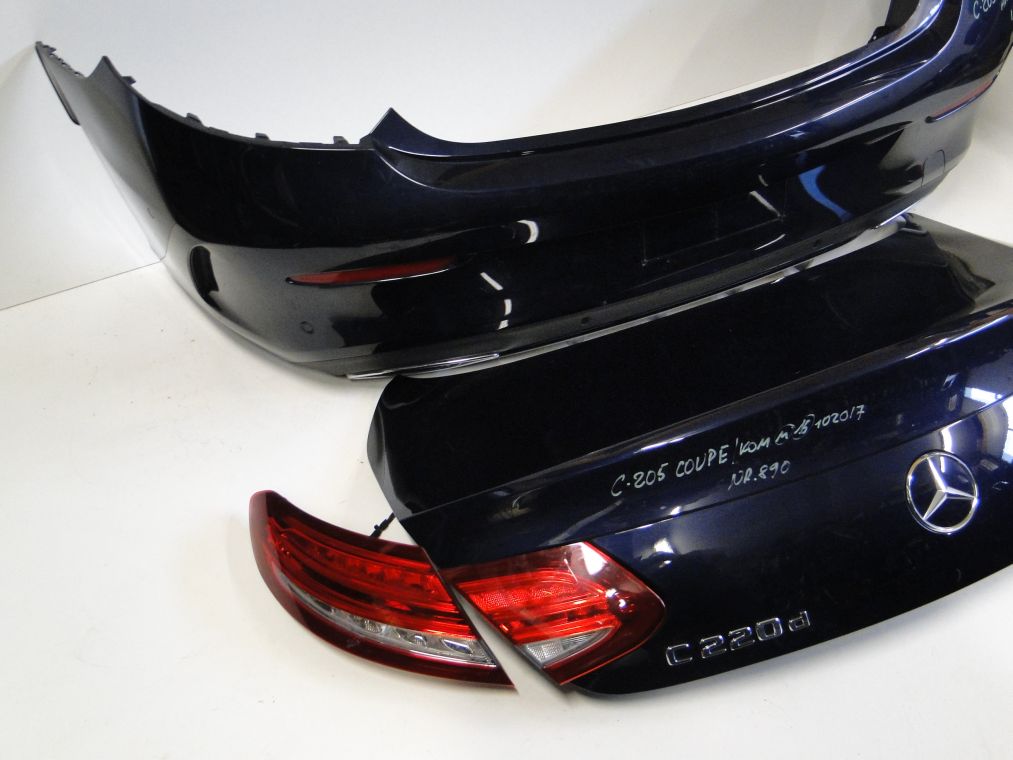 MERCEDES C KLASA W205 COUPE ZDERZAK AMG TYLNY - obrazek 3