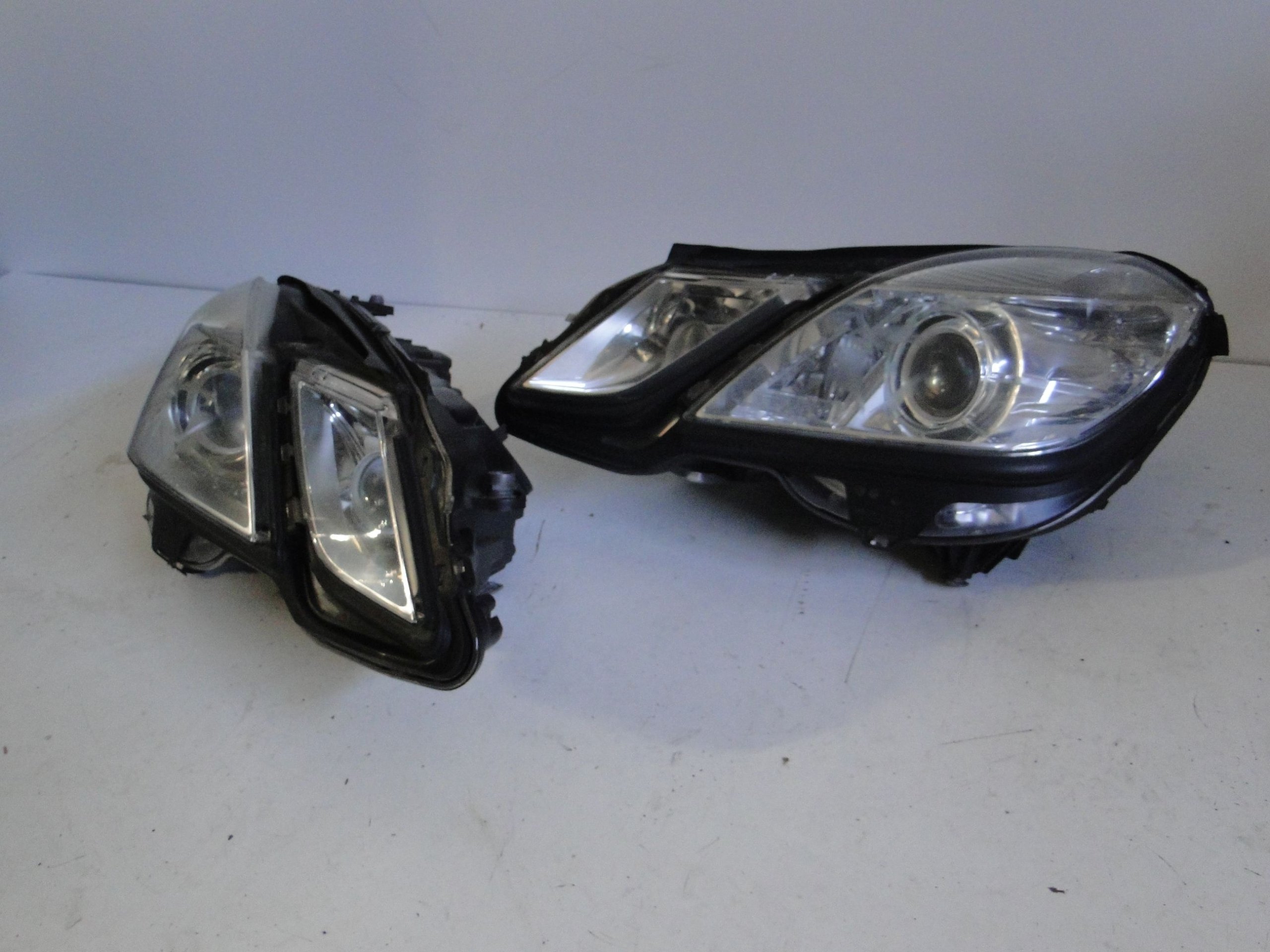 MERCEDES E KLASA 212 LAMPA XENON LEWA PRAWA KSENON KOMPLET - obrazek 2