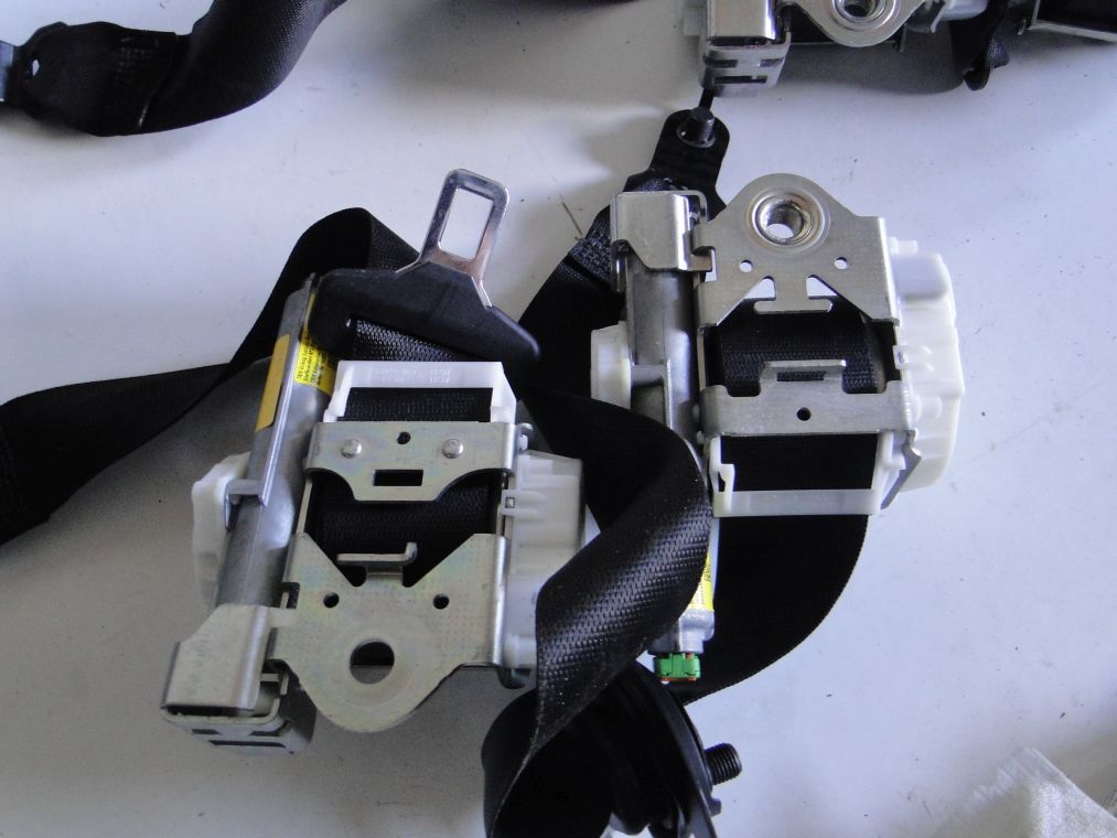 MERCEDES GLK X204 PO LIFCIE PAS BEZPIECZEŃSTWA PRAWY LEWY - obrazek 5