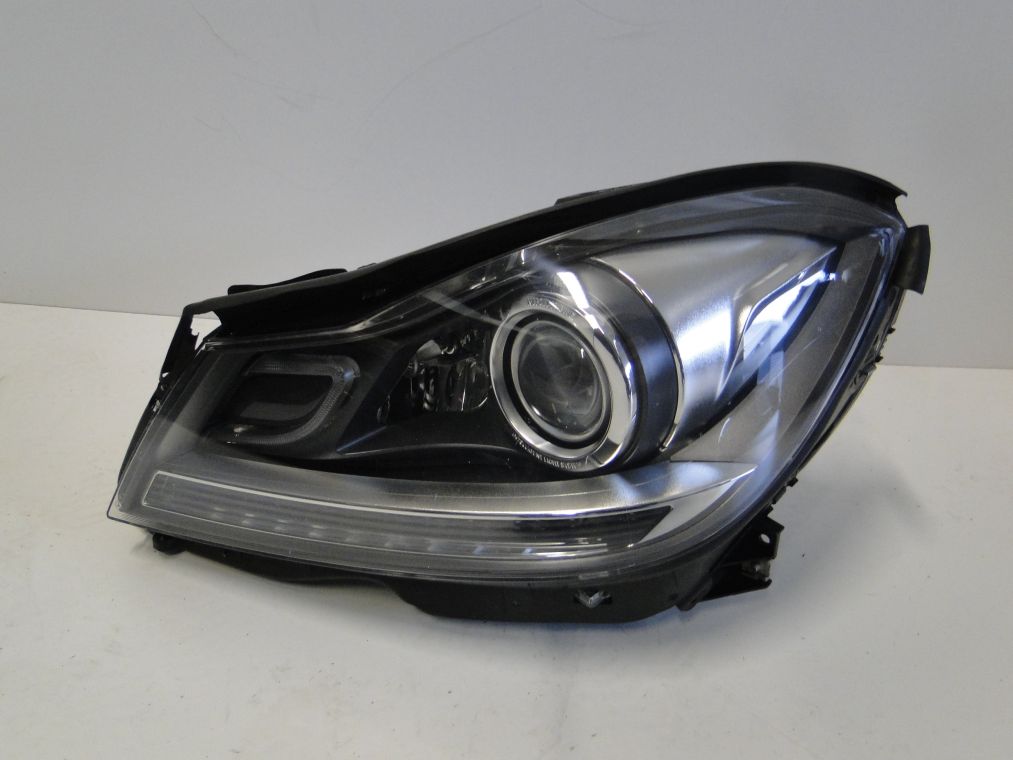 MERCEDES C KLASA W204 PO LIFCIE LAMPA KSENON LEWA XENON - obrazek 2