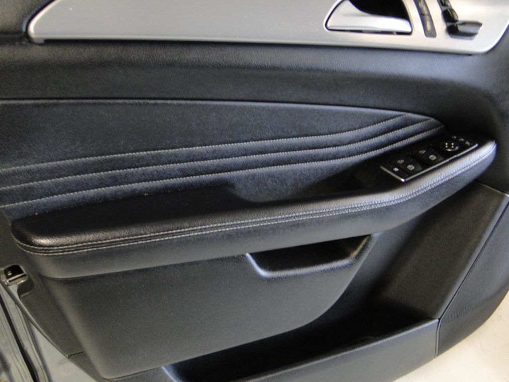 MERCEDES ML W166 GL W166 TAPICERKA DRZWI PRZEDNIE TYLNE SKÓRA - obrazek 8