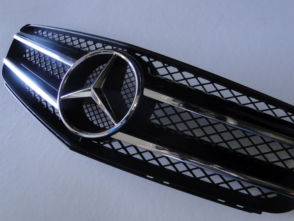 MERCEDES C KLASA W204 PO LIFCIE COUPE GRILL ATRAPA AMG - obrazek 3