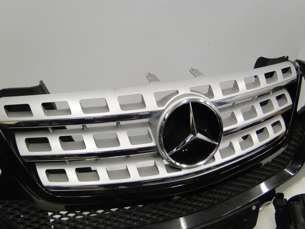 MERCEDES ML W164 PO LIFCIE GRILL ATRAPA - obrazek 3