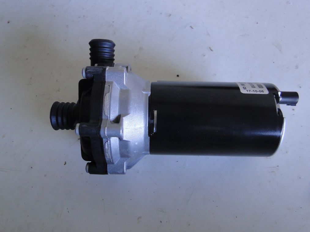 MERCEDES S KLASA W220 W221 SL R230 R231 CL W215 W216 POMPA WODY A0005000386 - obrazek 5