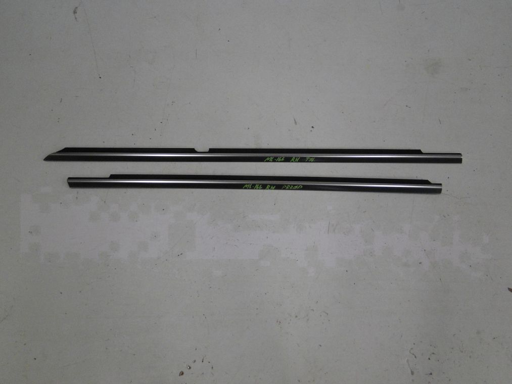 MERCEDES ML 166 LISTWA NA DRZWI PRAWE PRZEDNIE TYLNE