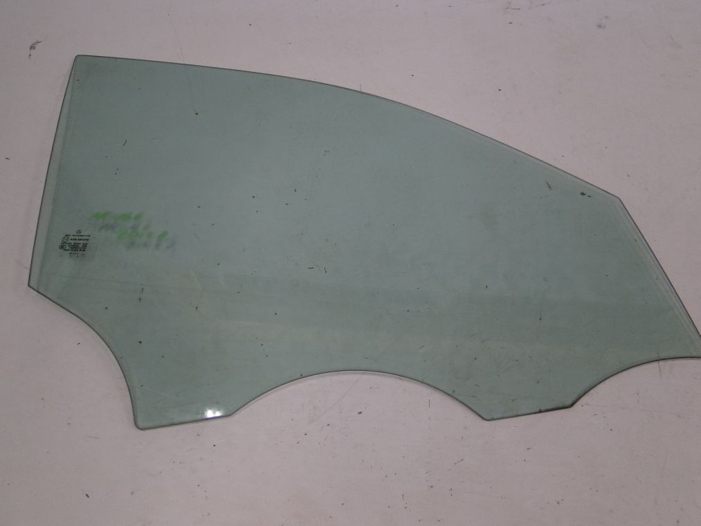 MERCEDES ML 166 SZYBA PRZEDNIA PRAWA 2012