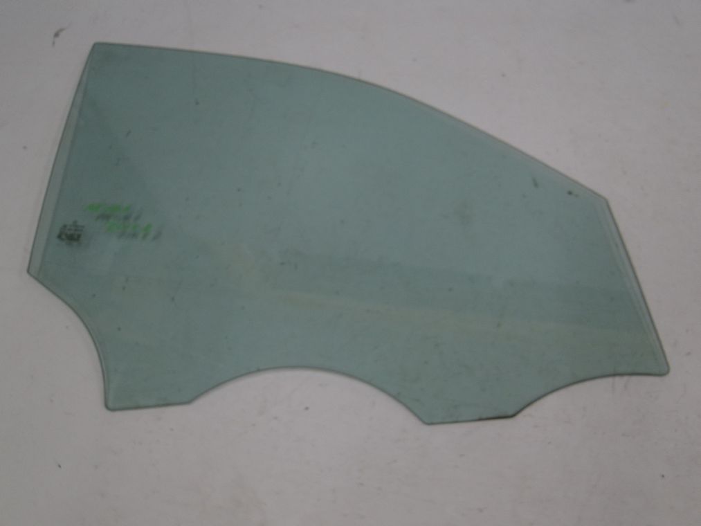 MERCEDES ML 166 SZYBA PRZEDNIA PRAWA 2012 - obrazek 3