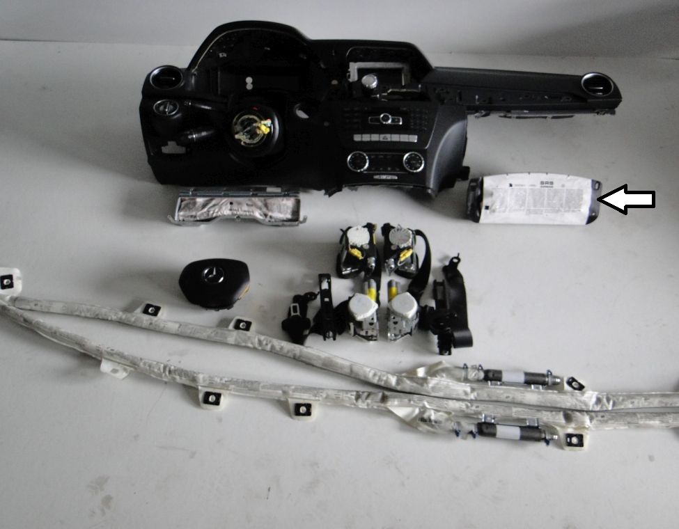 MERCEDES C KLASA W204 PO LIFCIE PODUSZKA