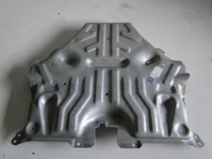 MERCEDESE KLASA W207 W212 C KLASA W204 OSŁONA A2045240101