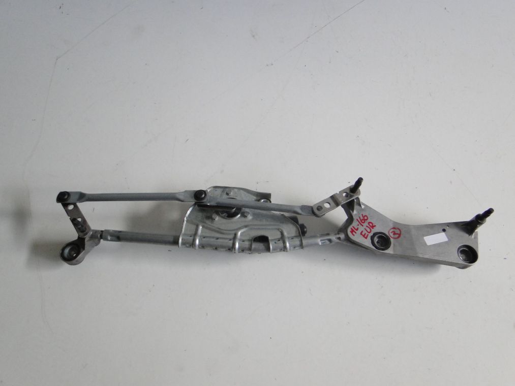 MERCEDES ML W166 MECHANIZM WYCIERACZEK + SILNICZEK