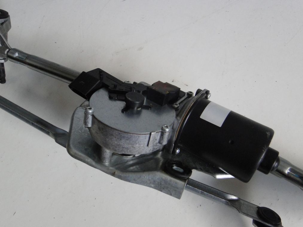 MERCEDES ML W166 MECHANIZM WYCIERACZEK + SILNICZEK - obrazek 4