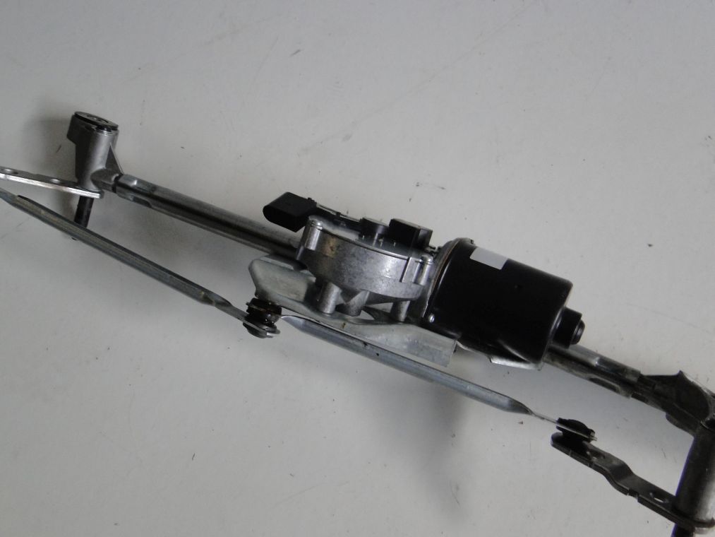 MERCEDES ML W166 MECHANIZM WYCIERACZEK + SILNICZEK - obrazek 5