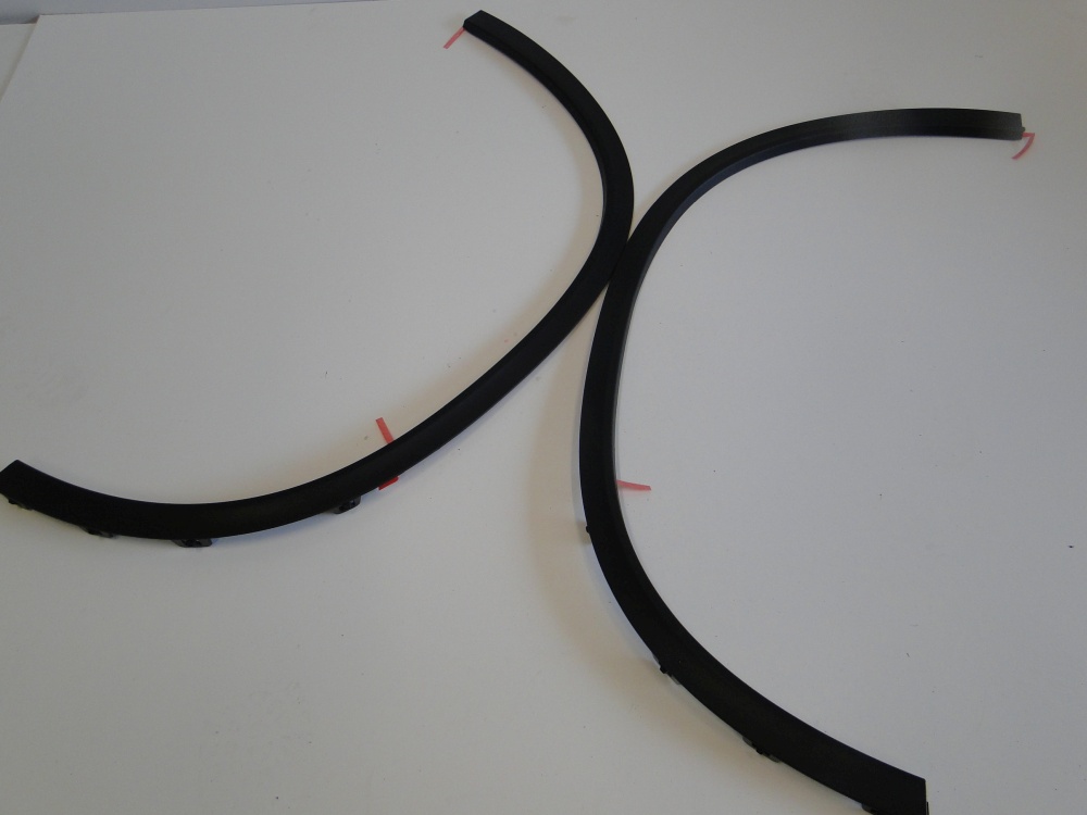 MERCEDES GLE 292 COUPE LISTWA POSZERZENIE BŁOTNIKA