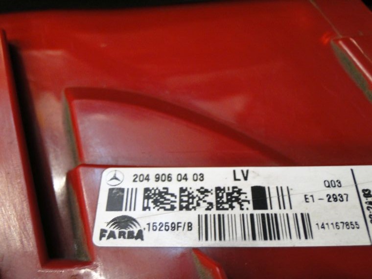 MERCEDES C KLASA 204 LIMUZYNA PO LIFCIE LAMPA PRAWA LEWA - obrazek 8