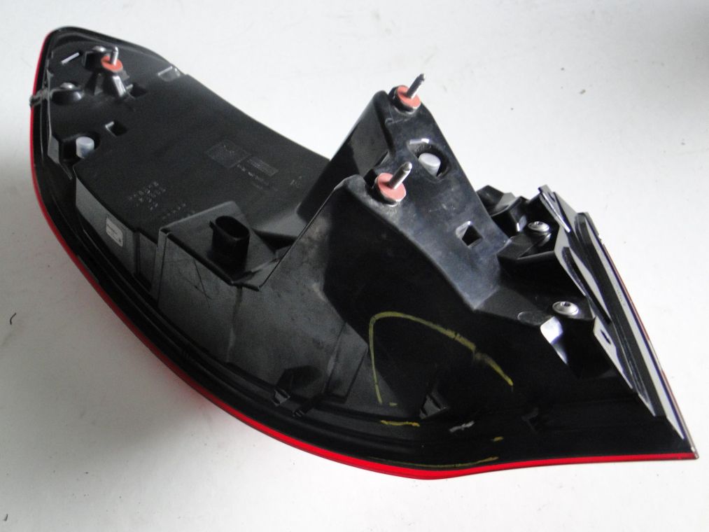 MERCEDES GLE 292 COUPE LAMPA TYLNA PRAWA - obrazek 5