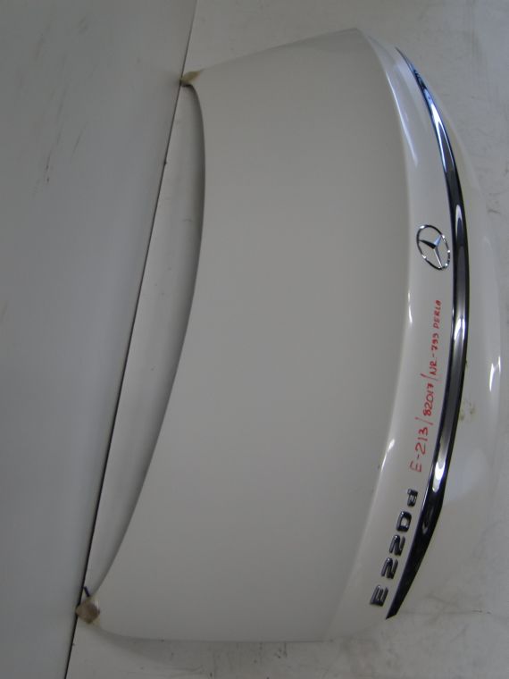 MERCEDES E KLASA W213 KLAPA TYLNA - obrazek 5
