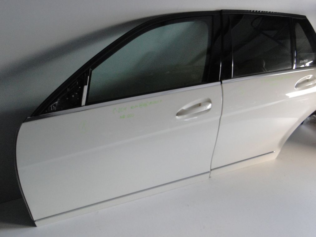 MERCEDES C KLASA W204 KOMBI PO LIFCIE DRZWI PRZEDNIE LEWE TYLNE - obrazek 3