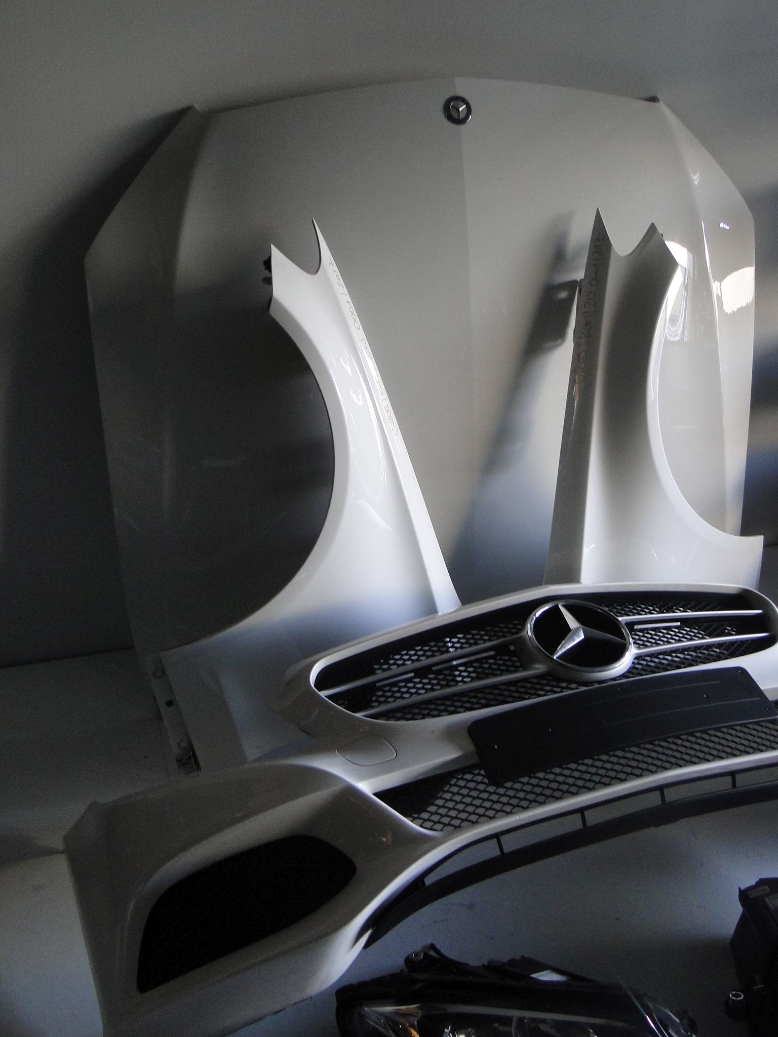 MERCEDES C KLASA W205 SPORT PAKIET ZDERZAK PRZEDNI - obrazek 3