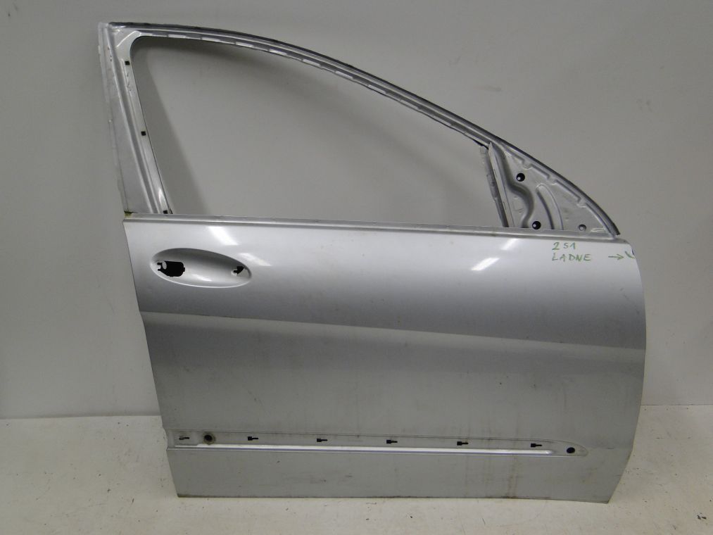 MERCEDES R KLASA W251 DRZWI PRZEDNIE PRAWE