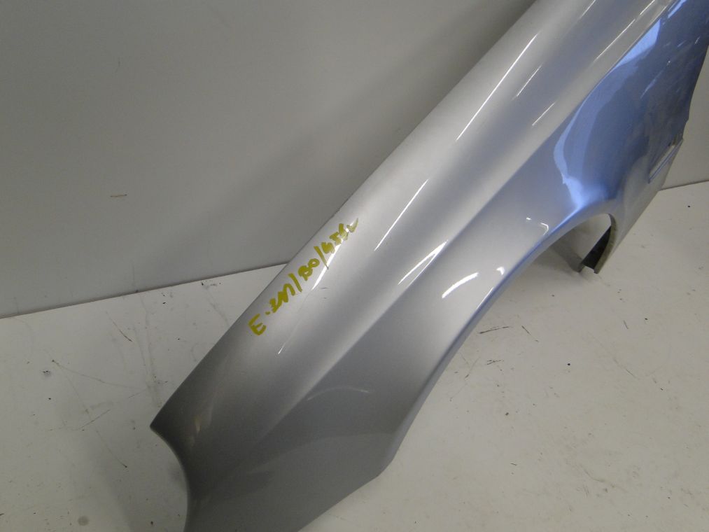 MERCEDES E KLASA W211 PO LIFCIE BŁOTNIK PRZEDNI LEWY - obrazek 2