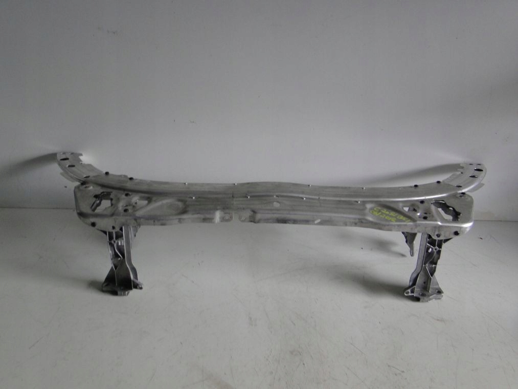 MERCEDES C KLASA W205 WZMOCNIENIE CZOŁOWE PAS