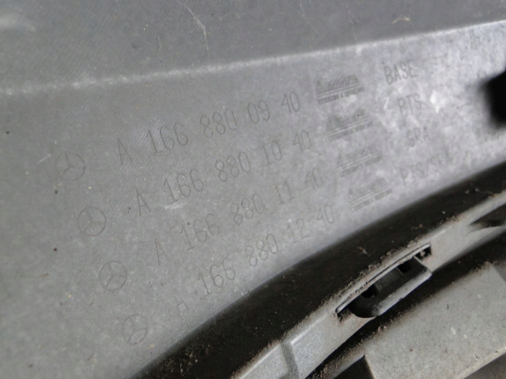 MERCEDES ML W166 ZDERZAK PRZEDNI - obrazek 13