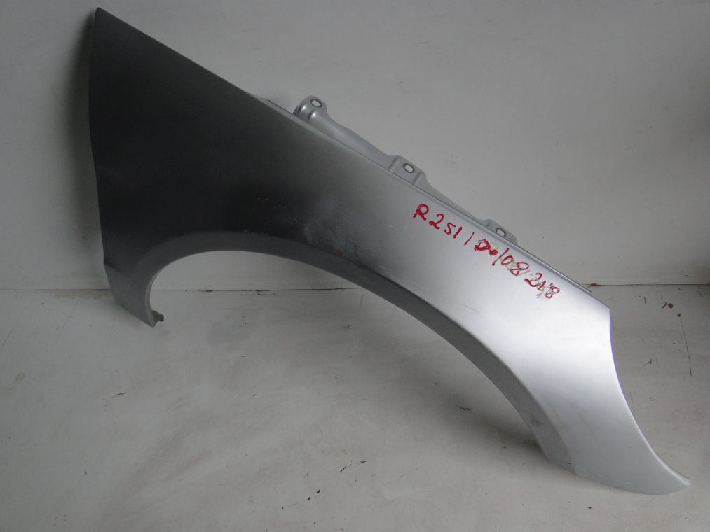 MERCEDES R KLASA W251 BŁOTNIK PRZEDNI PRAWY - obrazek 3