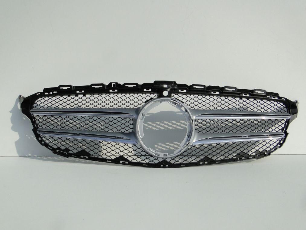 MERCEDES C KLASA W205 PO LIFCIE GRILL ATRAPA NA KAMERĘ - obrazek 2