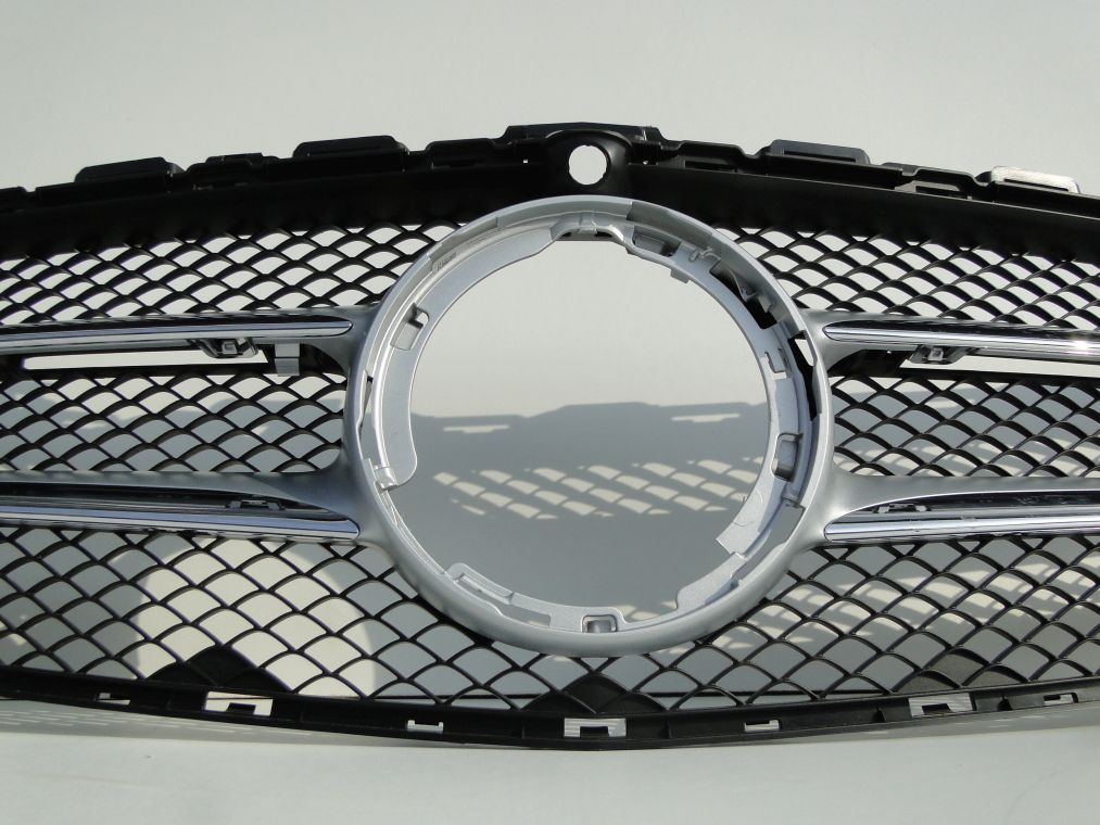 MERCEDES C KLASA W205 PO LIFCIE GRILL ATRAPA NA KAMERĘ - obrazek 4