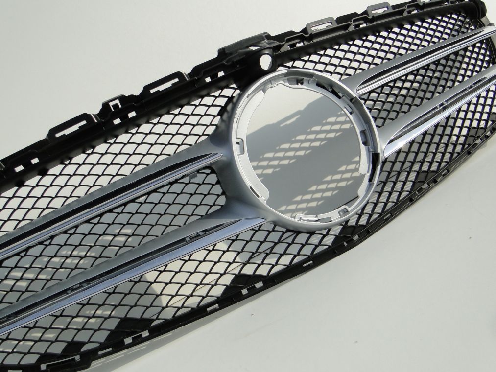 MERCEDES C KLASA W205 PO LIFCIE GRILL ATRAPA NA KAMERĘ - obrazek 10