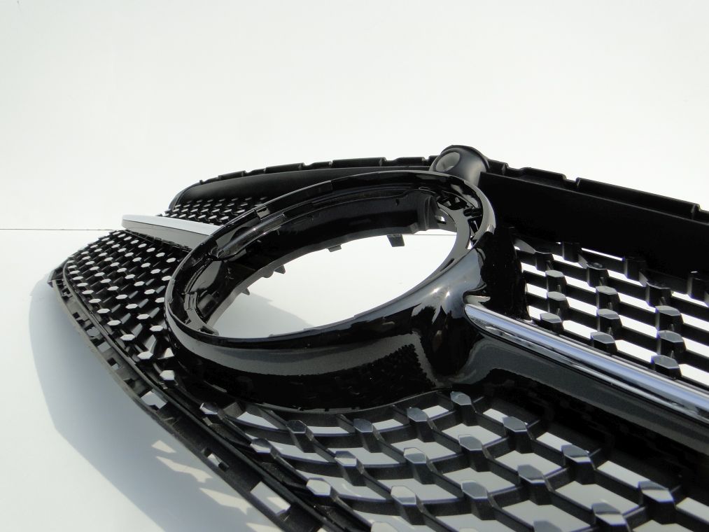 MERCEDES C KLASA W205 PO LIFCIE AMG GRILL ATRAPA DIAMENT - obrazek 7