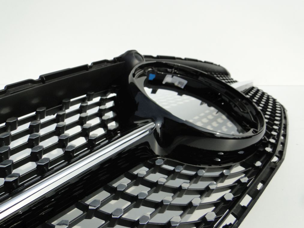 MERCEDES C KLASA W205 PO LIFCIE AMG GRILL ATRAPA DIAMENT - obrazek 8