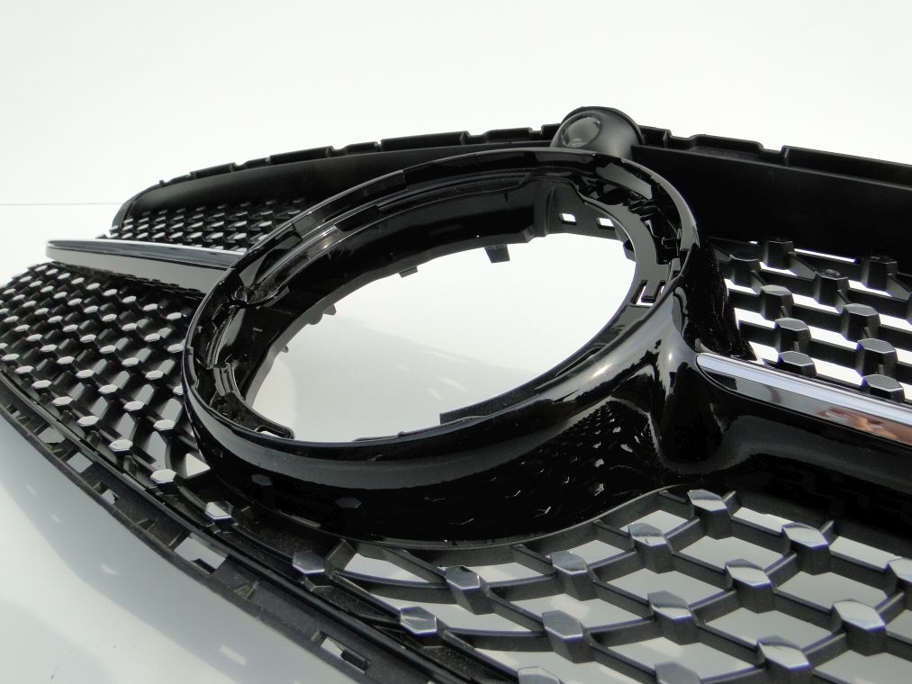 MERCEDES C KLASA W205 PO LIFCIE AMG GRILL ATRAPA DIAMENT - obrazek 12