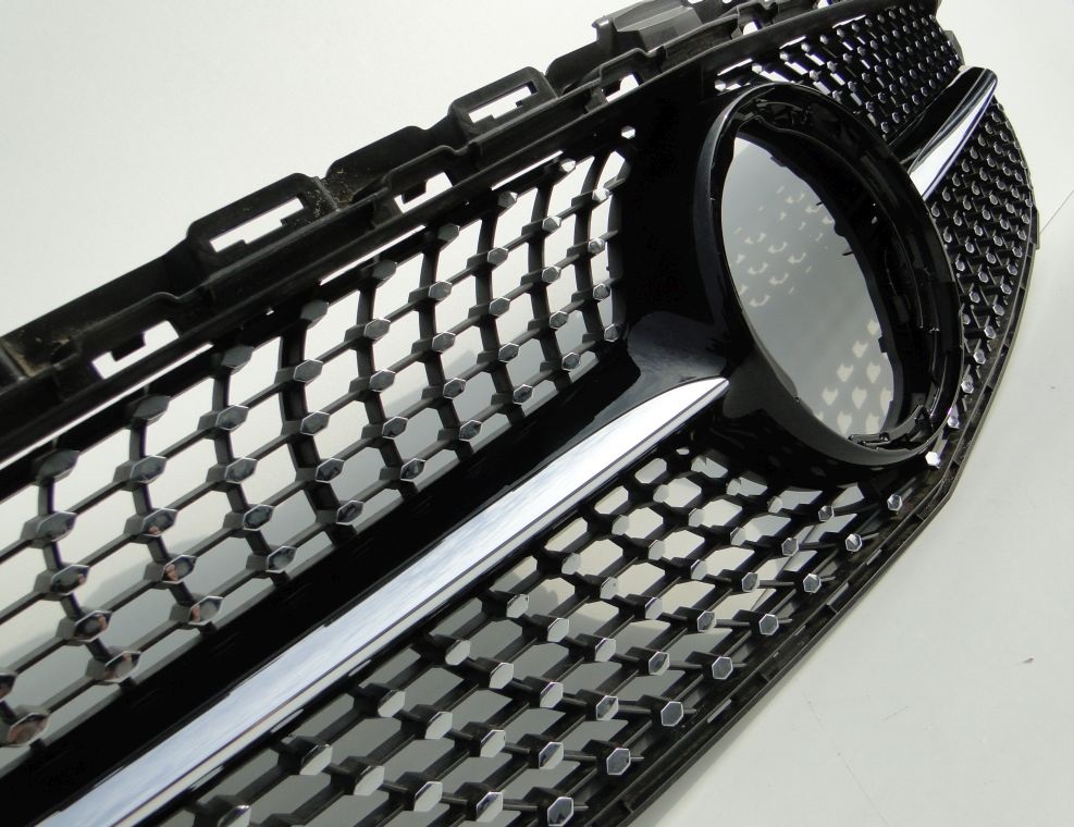 MERCEDES C KLASA W205 PO LIFCIE GRILL ATRAPA BEZ KAMERY - obrazek 2