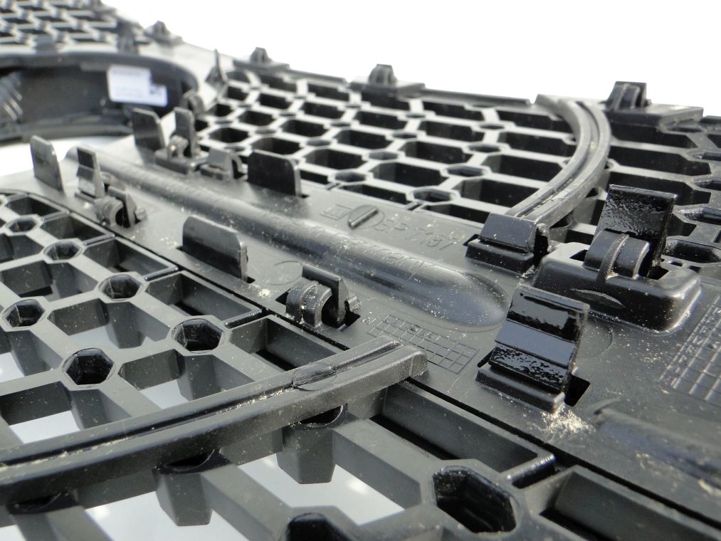 MERCEDES C KLASA W205 PO LIFCIE GRILL ATRAPA BEZ KAMERY - obrazek 15