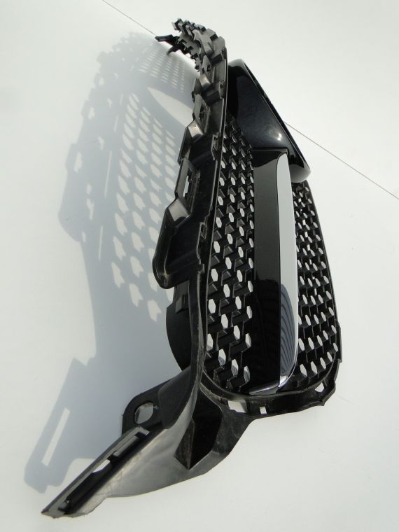 MERCEDES C KLASA W205 PO LIFCIE GRILL ATRAPA BEZ KAMERY - obrazek 16