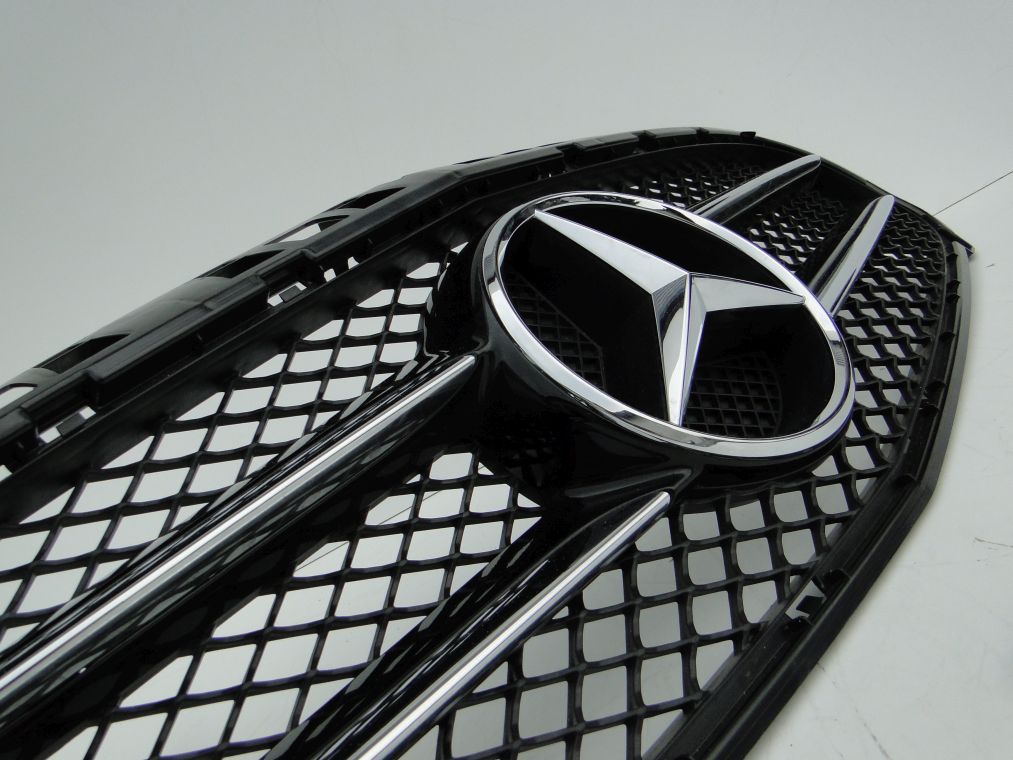 MERCEDES B KLASA W246 GRILL ATRAPA NA DISTRONIK - obrazek 3