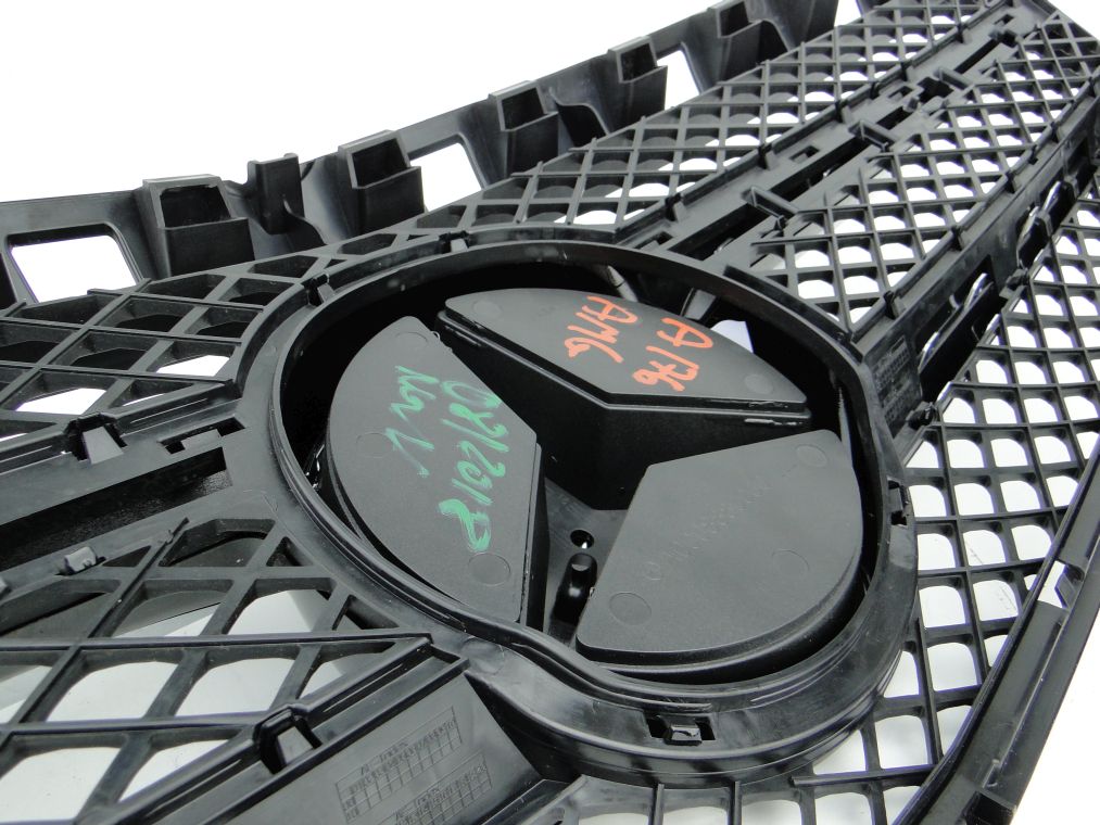 MERCEDES B KLASA W246 GRILL ATRAPA NA DISTRONIK - obrazek 8