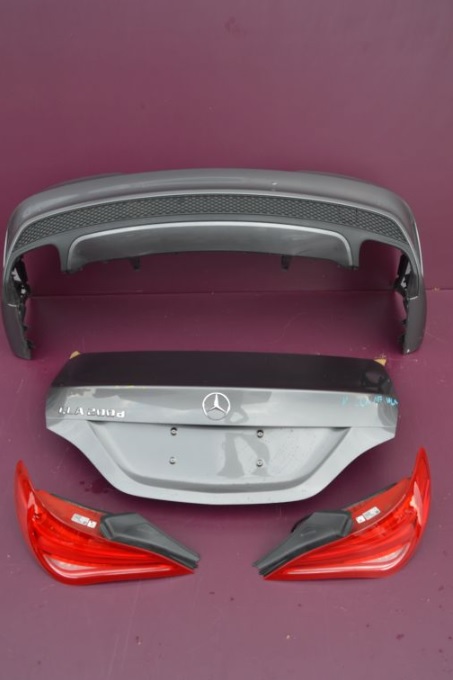 MERCEDES CLA W117 AMG ZDERZAK KLAPA LAMPY TYŁ BRĄZ - obrazek 2