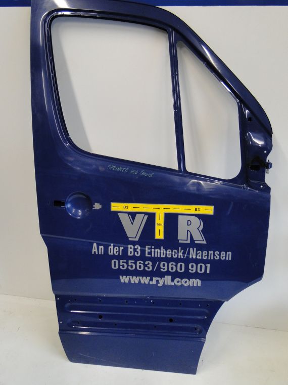 MERCEDES SPRINTER W906 DRZWI PRZEDNIE PRAWE