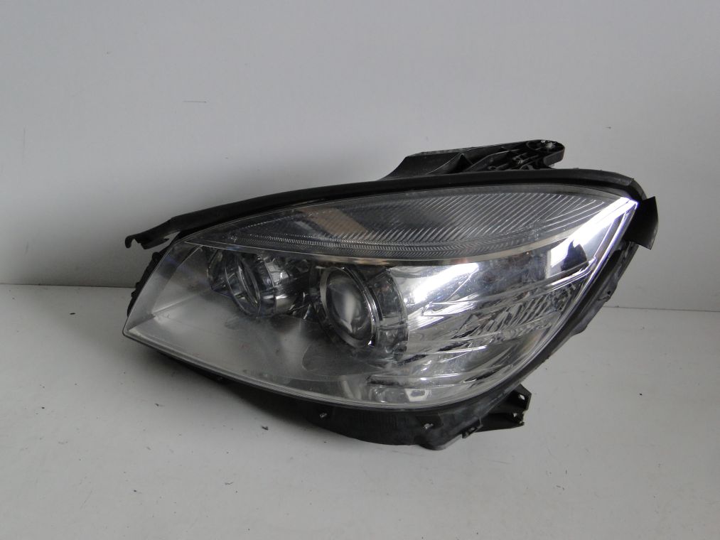 MERCEDES C KLASA W204 LAMPA XENON LEWA KSENON
